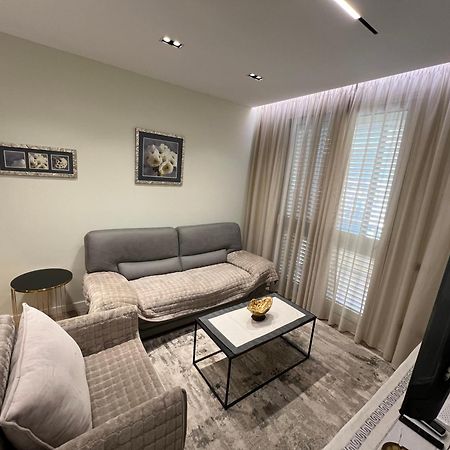 Center View Luxury Apartment Tirana Exteriér fotografie