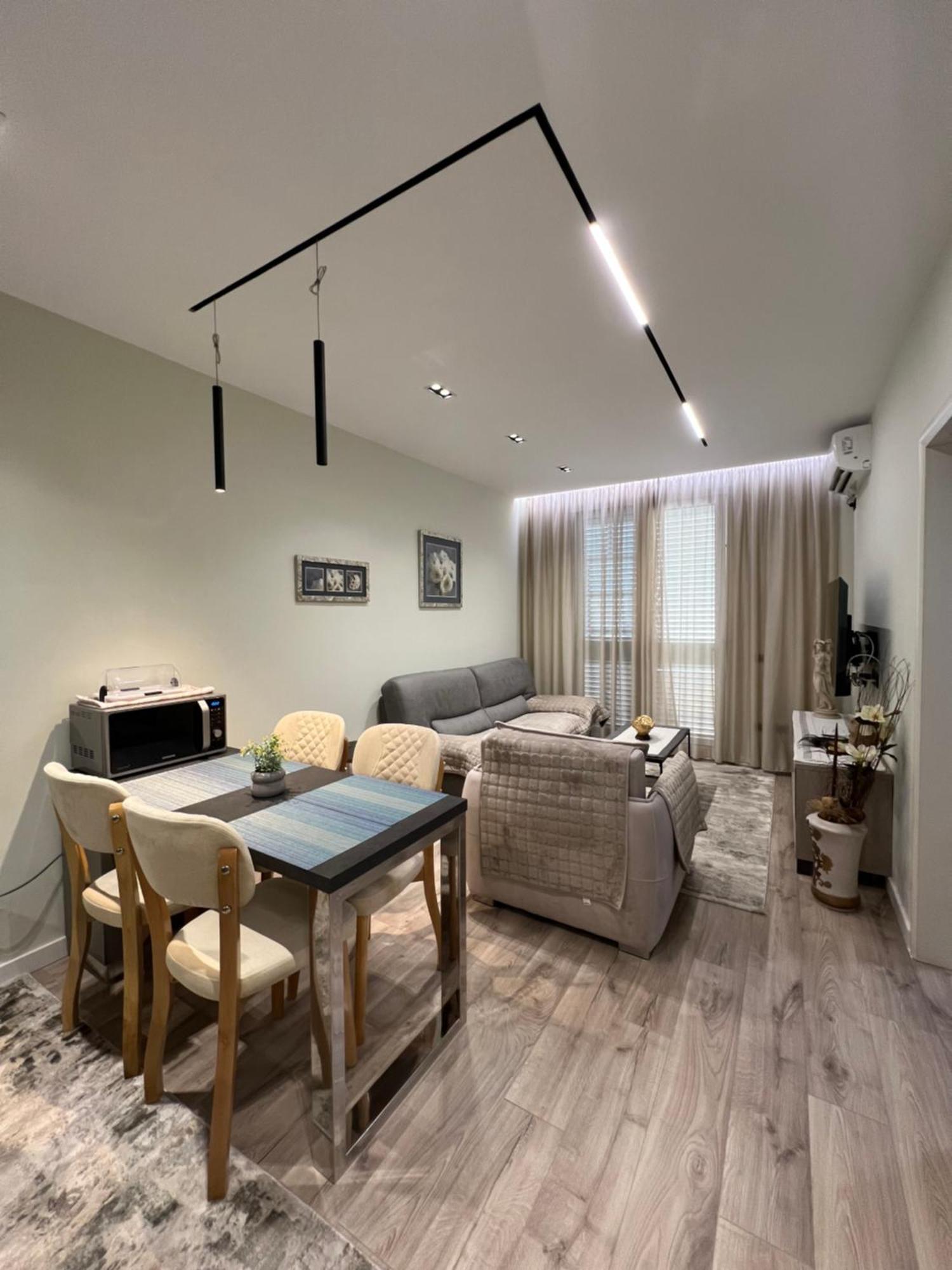 Center View Luxury Apartment Tirana Exteriér fotografie