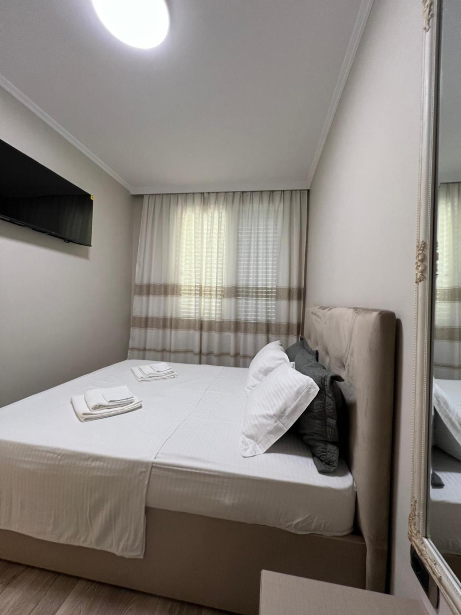 Center View Luxury Apartment Tirana Exteriér fotografie